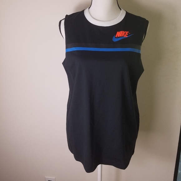 Nike Tops - NWT Nike Tank Top